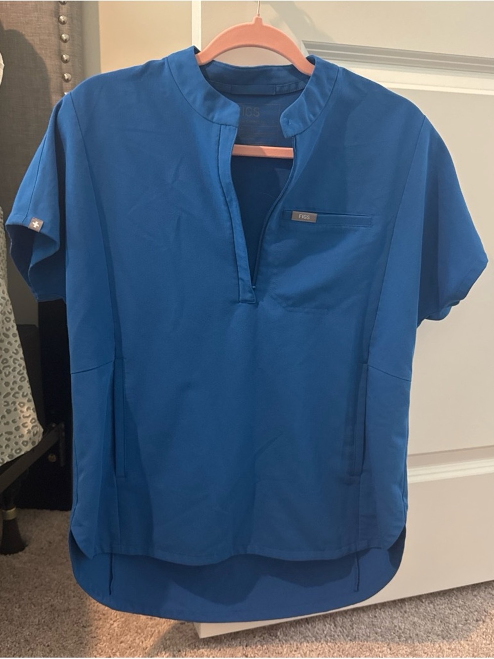 Figs Men’s Short Sleeve Top in Royal Blue